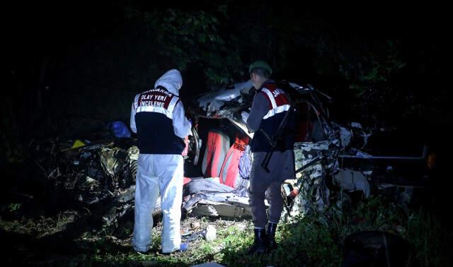 Bursa'da Korkunç Kaza! TIR'a Çarpan Otomobil Takla Atıp Devrildi: 3 Ölü, 3 Yaralı