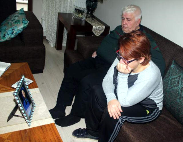 Üniversiteli Kızın Barda Tanıştığı Öğrenci Tarafından Öldürülmesinde, 'Satanistçe Ritüel' Şüphesi Üniversiteli Kızın Barda Tanıştığı Öğrenci Tarafından Öldürülmesinde, 'Satanistçe Ritüel' Şüphesi