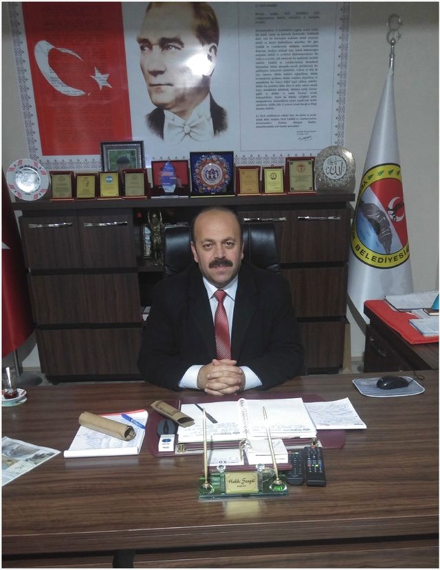 AK Parti'li Yeşilgölcük Belediye Başkanı Silahlı Saldırı Sonucu Hayatını Kaybetti