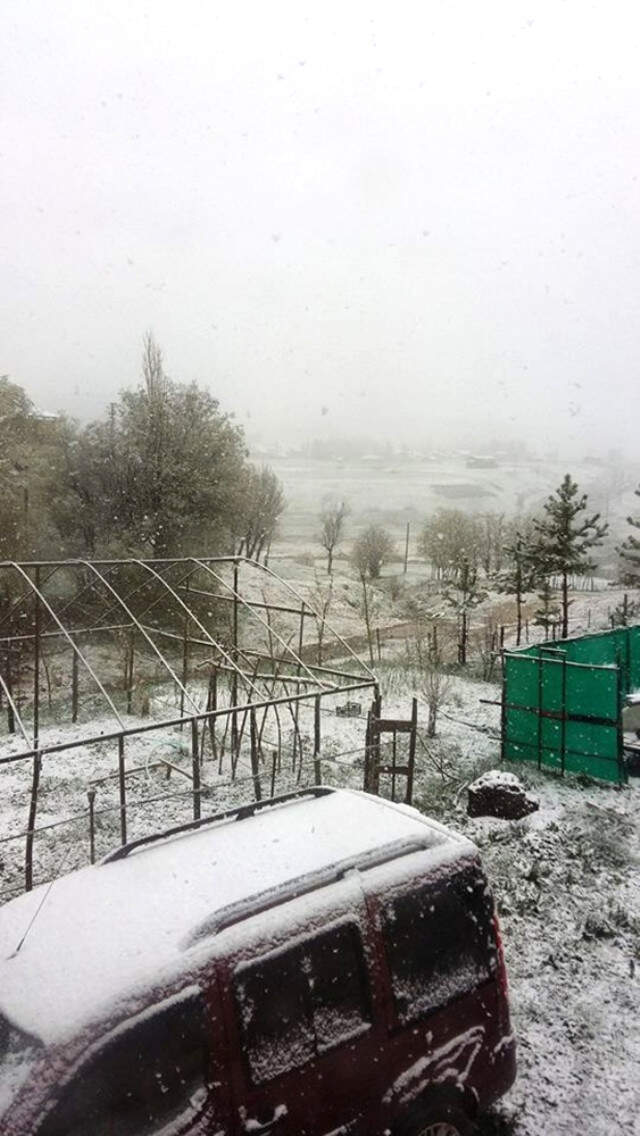 Erzurum'da Mayıs Ayında Kar Yağdı Erzurum'da Mayıs Ayında Kar Yağdı