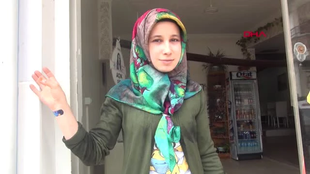 Çorum'da Genç Kız, Alevlerin İçerisinde Kalan Otoparkçıyı İçeri Girip Yanmaktan Kurtardı