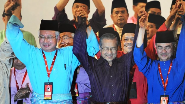 Malezya'da Seçimi Muhalefet İttifakı Kazandı, 60 Yıldan Uzun Süre İktidar Olan Koalisyon Devrildi