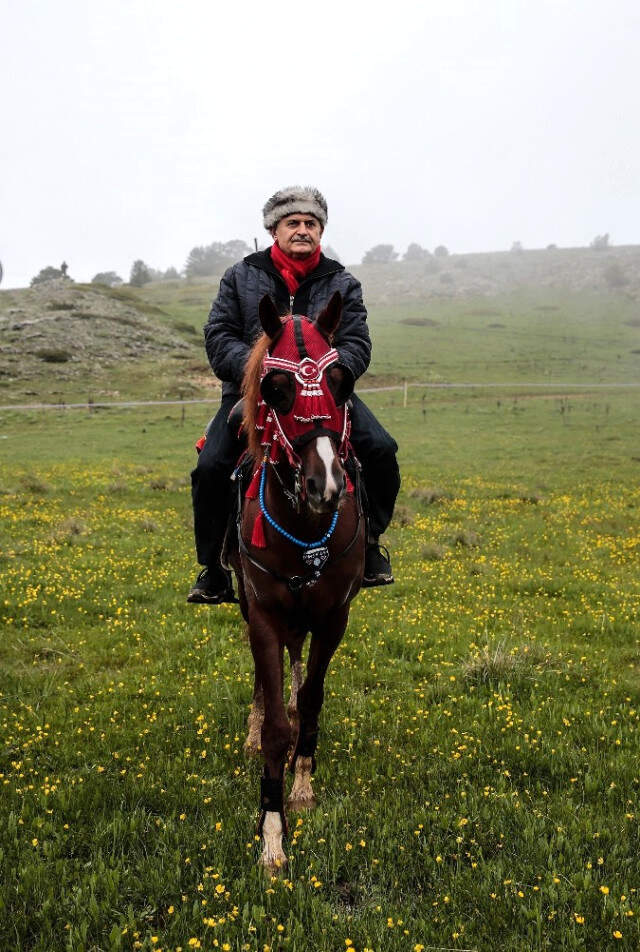 Başbakan Yıldırım Memleketinde Gençlik Festivaline Katılıp Stres Attı Başbakan Yıldırım Memleketinde Gençlik Festivaline Katılıp Stres Attı