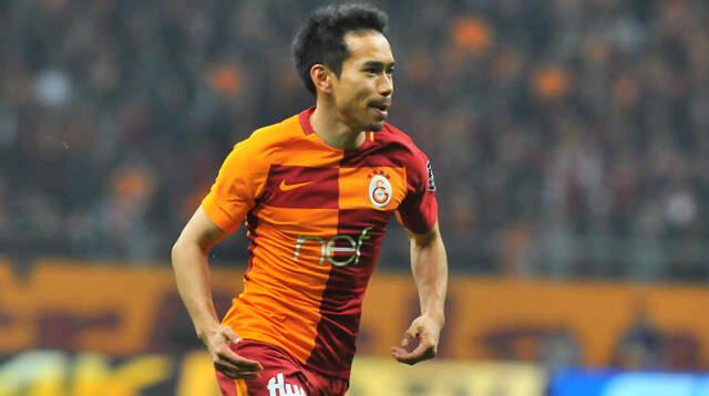 Galatasaraylı Futbolcu Nagatomo'nun Bacağı, Taraftarları Korkuttu