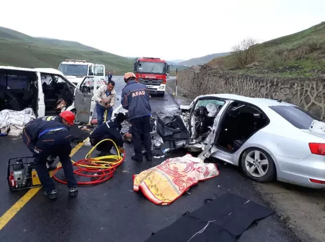 5 Kişinin Can Verdiği Kazada Kahreden Detay: Sürücü Annesinin Cenazesinden Dönüyormuş