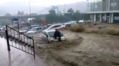 Meteoroloji Uzmanından Dikkat Çeken Sel Uyarısı: Artık Bunlara Alışın, Normal Yağış Yok