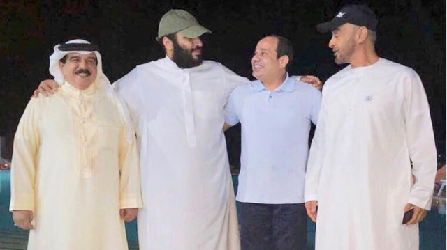 Öldüğü Söylenen Suudi Prens Selman'ın Twitter'da Mısır Cumhurbaşkanı ile Fotoğrafı Paylaşıldı