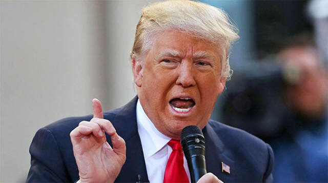 Trump, Kuzey Kore'ye Aba Altından Sopa Gösterdi Trump'tan Kuzey Kore'ye Tehdit: Anlaşmaya Varamazsak Sonu Kaddafi Gibi Olur