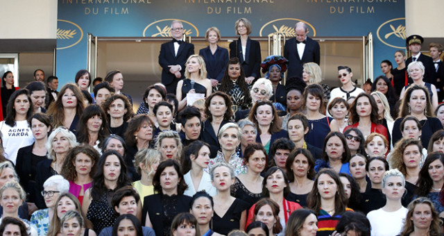 Cannes Film Festivali'nde Cinsiyet Eşitsizliğine Dikkat Çekmek İçin Sessiz Protesto Yaptılar