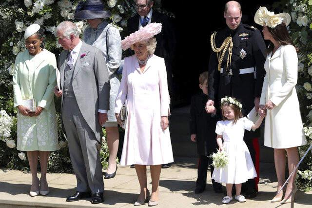 Prens Harry ve Meghan'ın Düğün Fotoğrafları Yayınlandı