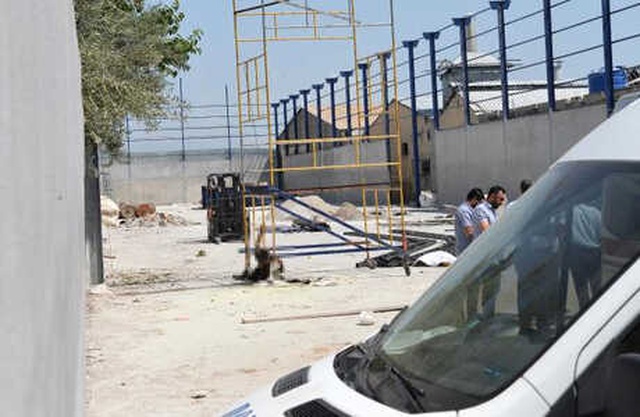 Elektrik Akımına Kapılan İşçinin Eşi, Ağıtlarıyla Yürekleri Dağladı