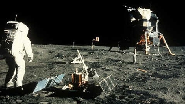 NASA, 46 Yıl Sonra Ay'a İnsanlı <a class='keyword-sd' href='/uzay-araci/' title='Uzay Aracı'>Uzay Aracı</a> Gönderecek