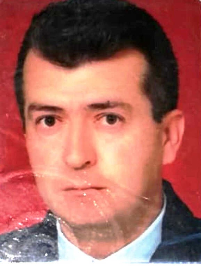 Anne-Babasını Öldürüp İntihar Eden Genç, Aile İçi Şiddet Mağduru Çıktı