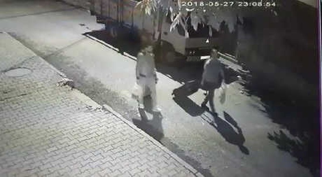 Görüntüler Ortaya Çıktı! Caniler İçinde Ceset Olan Bavulları Böyle Taşıdı