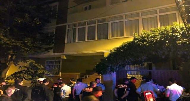 Mahalleli, 8 Yaşındaki Çocuğu Taciz Ettiği İddia Edilen Şahsın Evini Bastı