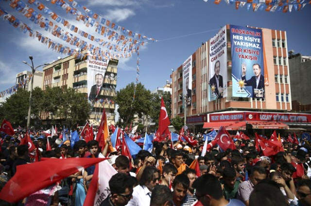 Erdoğan'dan, İnce'nin Demirtaş Çıkışına Sert Tepki: Sen Ne Diyorsun, Neyi Serbest Bırakıyorsun