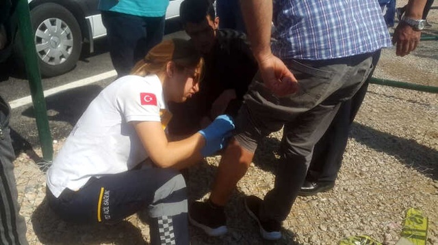 Açık Unutulan Kamyon Kasası Üst Geçide Çarptı: 6 Yaralı