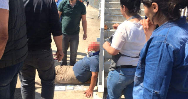Açık Unutulan Kamyon Kasası Üst Geçide Çarptı: 6 Yaralı