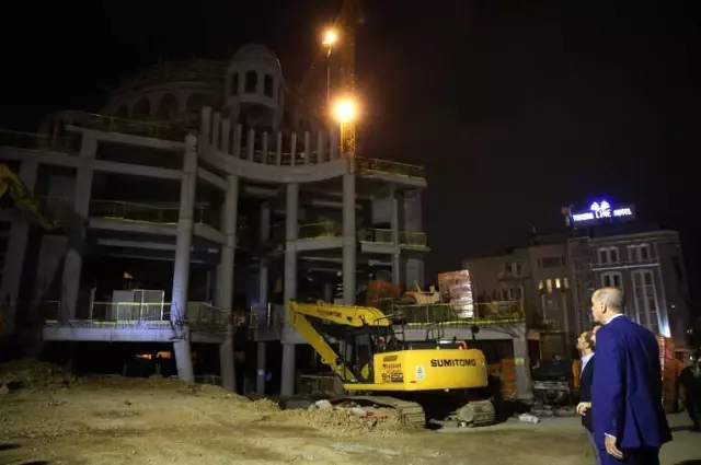 Cumhurbaşkanı Erdoğan, Taksim Camii İnşaatını ve AKM'yi İnceledi