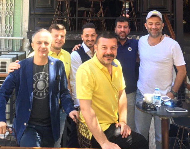 Fenerbahçe Başkanlık Seçimlerine Ünlüler Akın Etti