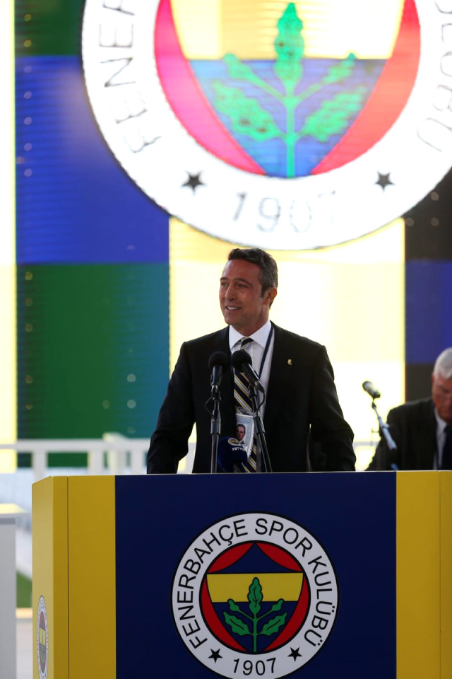 Fenerbahçe'ye Güneş Doğdu! Yeni Başkan Ali Koç