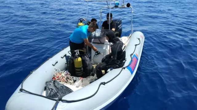 Ayvalık'taki Tekne Faciasında Kaybolan 2 Balıkçıyı Arama Çalışmaları Aralıksız Devam Ediyor