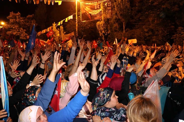 Erdoğan, Halkın İdam Çağrısına Yanıt Verdi: Bana Gelirse Ben Bunu Onarım