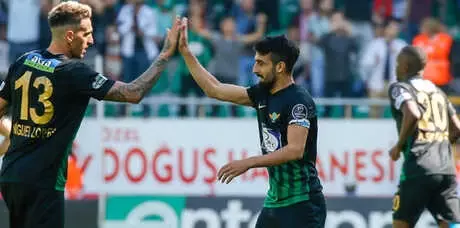 Galatasaray, Muğdat Çelik'te Anlaşmak Üzere