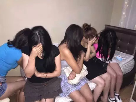 Trabzon'da Fuhuş Operasyonu! Kadınların Hepsi Aynı Yerde Yakalandı