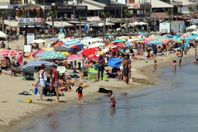 Didim ve Kuşadası'ndaki Otellerde Boş Yer Kalmadı
