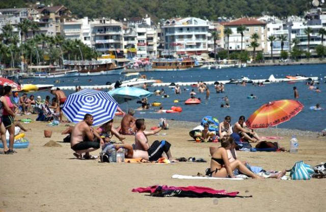 Didim ve Kuşadası'ndaki Otellerde Boş Yer Kalmadı