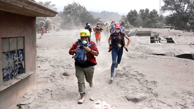 Guatamala'daki Yanardağ Felaketi: 75 Ölü, 192 Kişi Kayıp