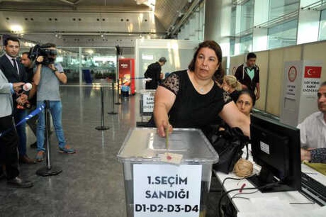Cumhurbaşkanlığı ve Milletvekili Genel Seçimleri İçin İlk Oy Atıldı!
