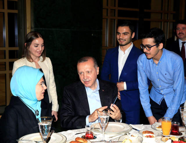 Cumhurbaşkanı Erdoğan 2 Bakanlığın Birleştirileceğini Açıkladı
