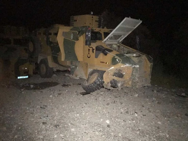 Askeri Konvoyun Geçişi Sırasında Patlama Meydana Geldi: 4 Askerimiz Yaralandı