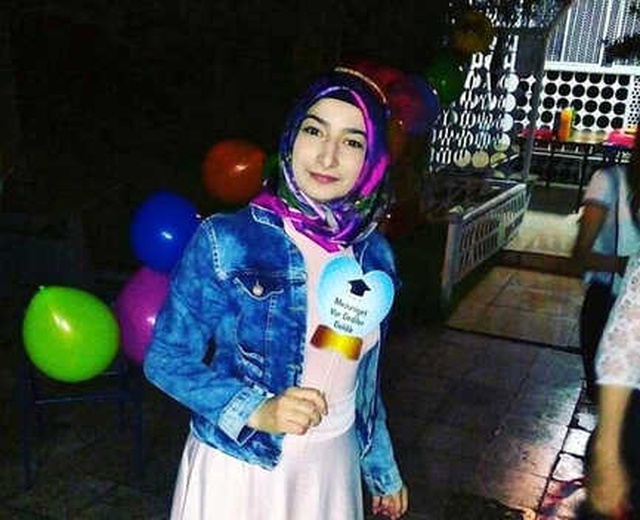 Kazada Hayatını Kaybeden Genç Kız Son Yolculuğuna Uğurlandı