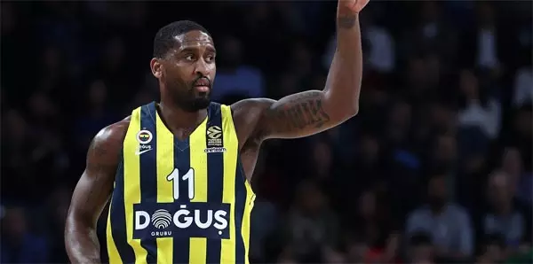 Barcelona Lassa, Fenerbahçeli Wanamaker ile Anlaştı