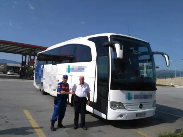 Kız Kaçırmak İçin Otobüs Çalan 17 Yaşındaki Muavinin Aşkı Karakolda Bitti!