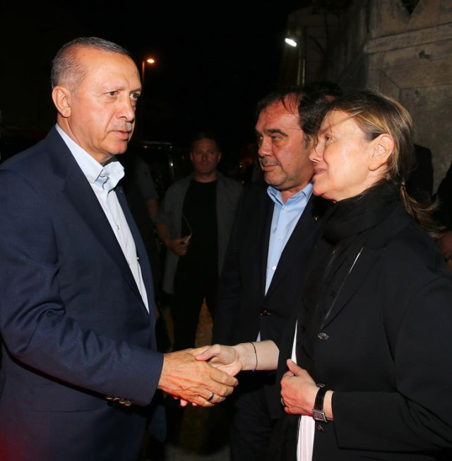 Cumhurbaşkanı Erdoğan, Demirören Ailesine Taziye Ziyaretinde Bulundu