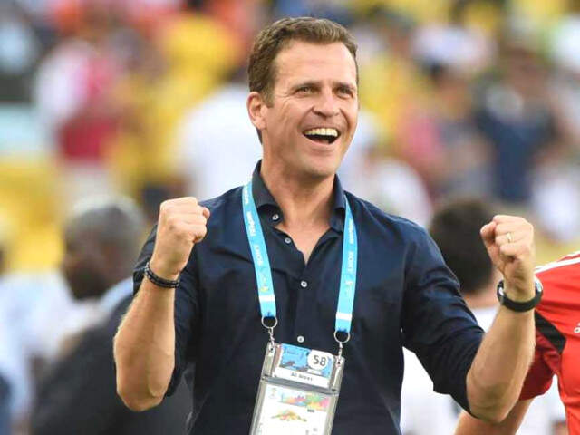 Efsane Futbolcu Bierhoff: Mesut ve İlkay, Erdoğan'la Fotoğraf Çektirerek Hata Yaptı