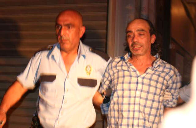 Ek Bilgilerle) Fatih'teki Vahşetin Sırrı Çözüldü Arkadaşlarının Cesedini Önce Bavula Sonra Çamaşır Makinesine Yerleştirip Üzerini Alçıpanla Kapatmışlar