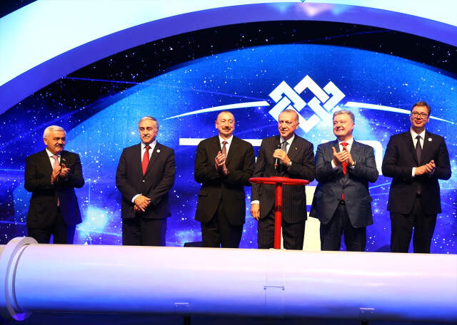 Erdoğan, Doğalgaz İçin Müjdeyi Verdi: İlk Teslimat Haziran 2019'da Gerçekleşecek