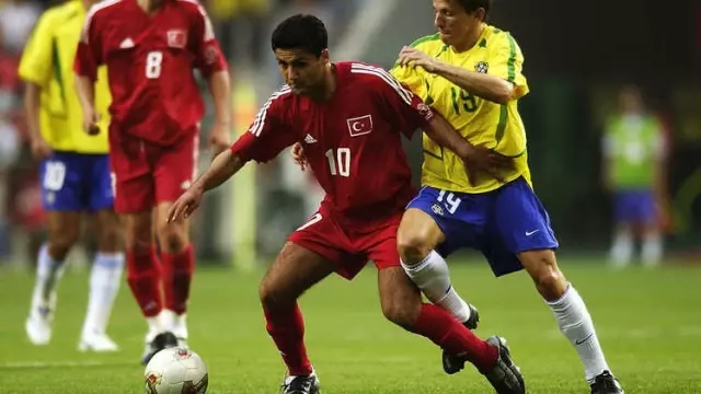 Türkiye'ye Futbolda En Büyük Başarısını Yaşatan 2002 Dünya Kupası Kadrosu Şimdi Ne Yapıyor?