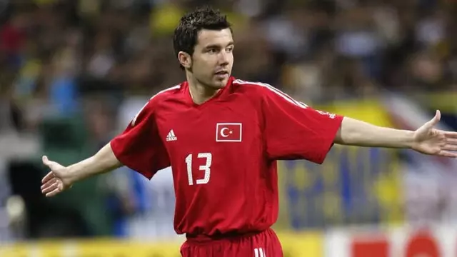 Türkiye'ye Futbolda En Büyük Başarısını Yaşatan 2002 Dünya Kupası Kadrosu Şimdi Ne Yapıyor?