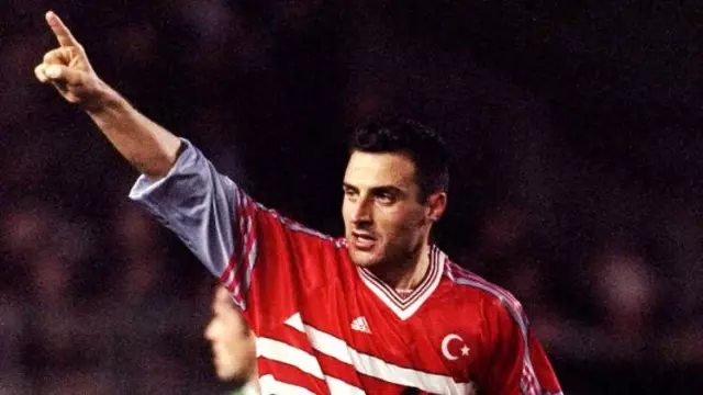 Türkiye'ye Futbolda En Büyük Başarısını Yaşatan 2002 Dünya Kupası Kadrosu Şimdi Ne Yapıyor?