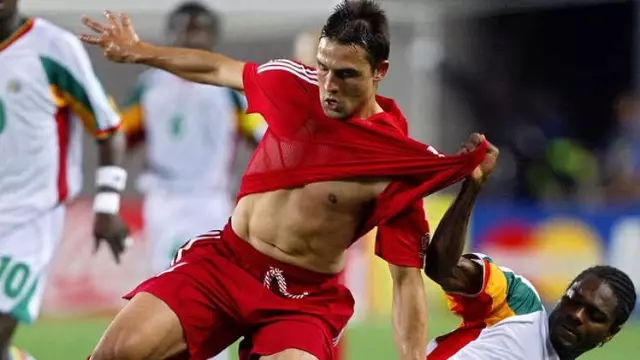 Türkiye'ye Futbolda En Büyük Başarısını Yaşatan 2002 Dünya Kupası Kadrosu Şimdi Ne Yapıyor?