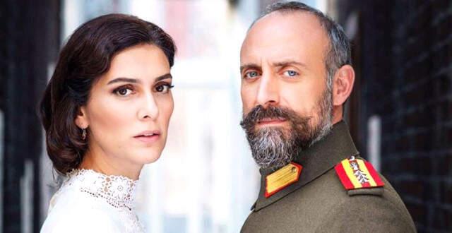 Bergüzar Korel ve Halit Ergenç Ekranlara 1 Yıl Ara Verme Kararı Aldı