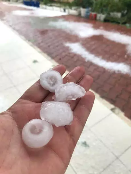 Antalya'da Fırtına ve Dolu Tarım Alanlarını Vurdu (3)