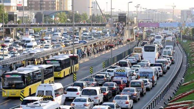 Büyük İstanbul Mitingi Nedeniyle Kentte Yarın Bazı Yollar Kapalı Olacak! İşte Alternatif Güzergahlar