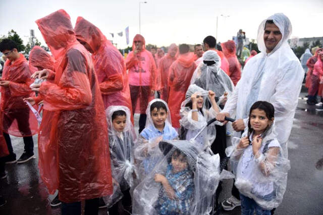Vatandaşlar, AK Parti'nin